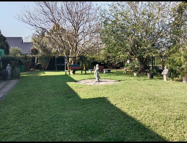 3 BEDROOM FREESTANDING FOR SALE IN SCOTTSVILLE